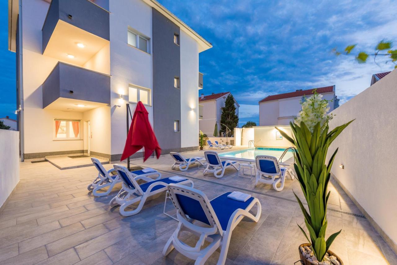 Villa Jana Luxury Apartments Novalja Eksteriør bilde