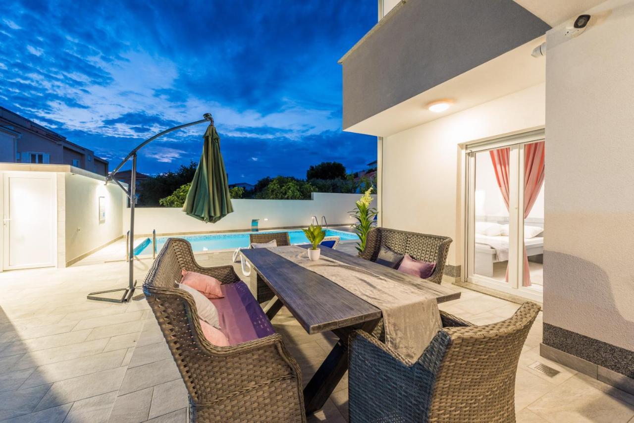Villa Jana Luxury Apartments Novalja Eksteriør bilde