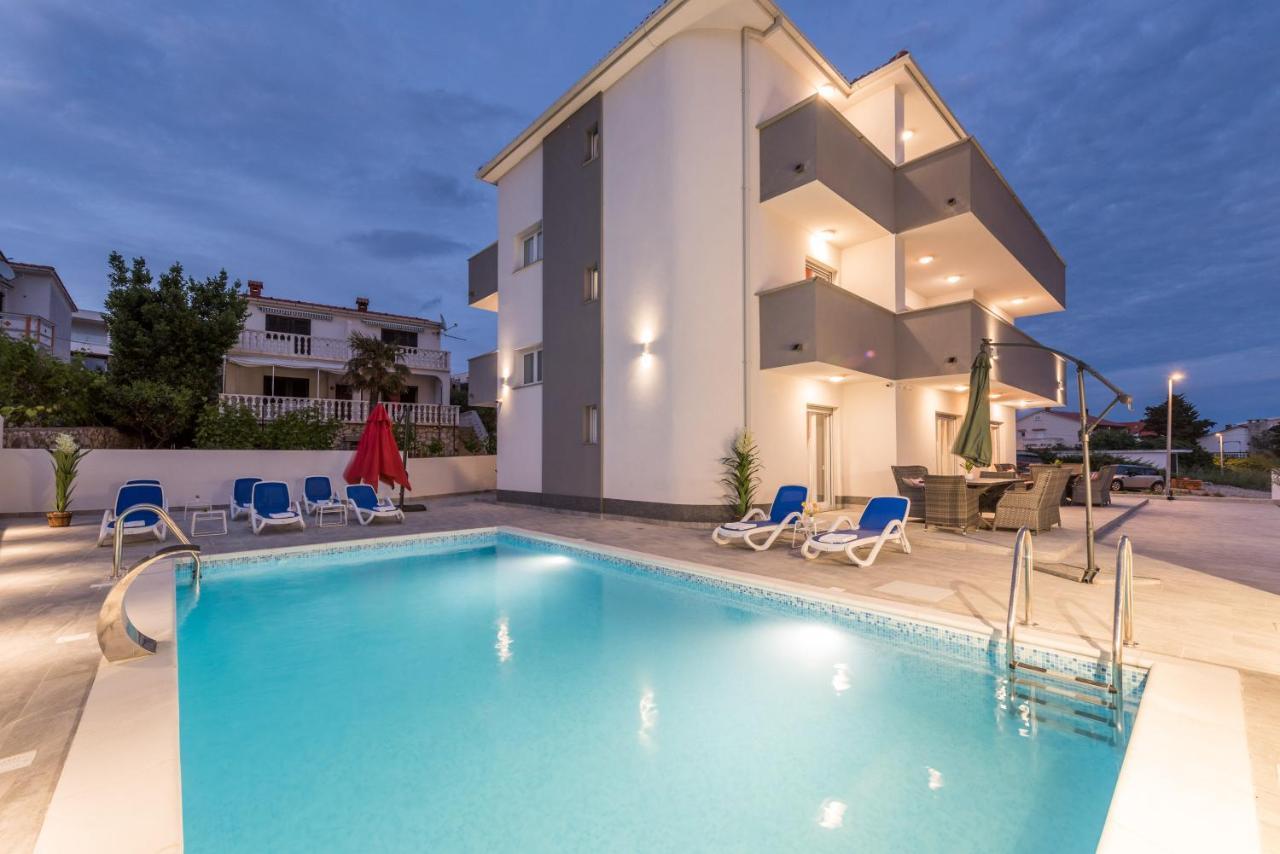 Villa Jana Luxury Apartments Novalja Eksteriør bilde